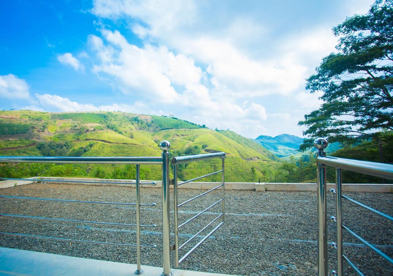 Hidden Valley Hill View Cottage Vagamon By Voye Homes Bagian luar foto