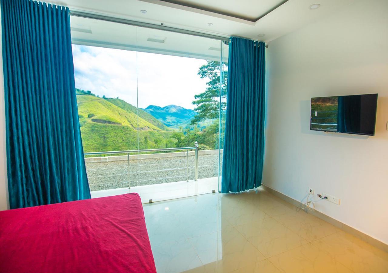 Hidden Valley Hill View Cottage Vagamon By Voye Homes Bagian luar foto
